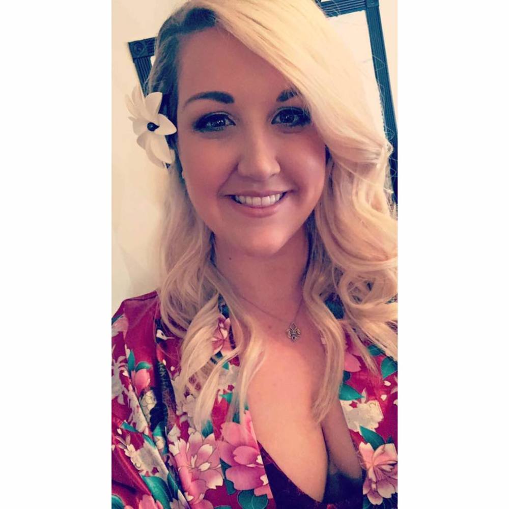 Meet your Posher, Becca